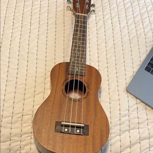 amahi ukulele